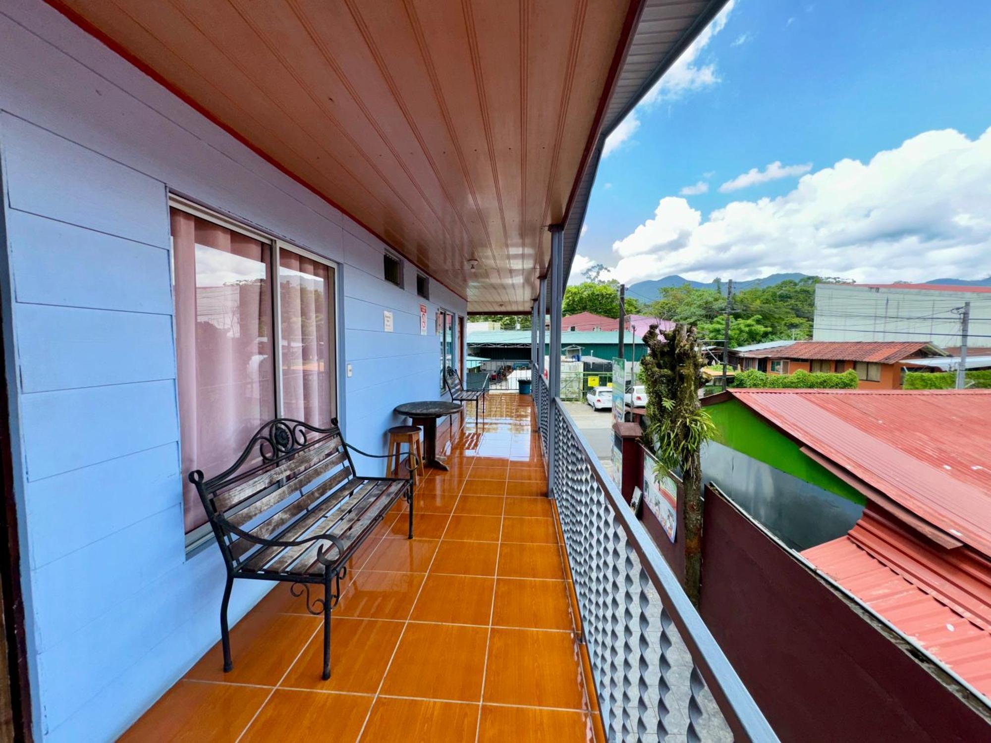 Cabinas Las Palmas Del Sol La Fortuna Exterior photo